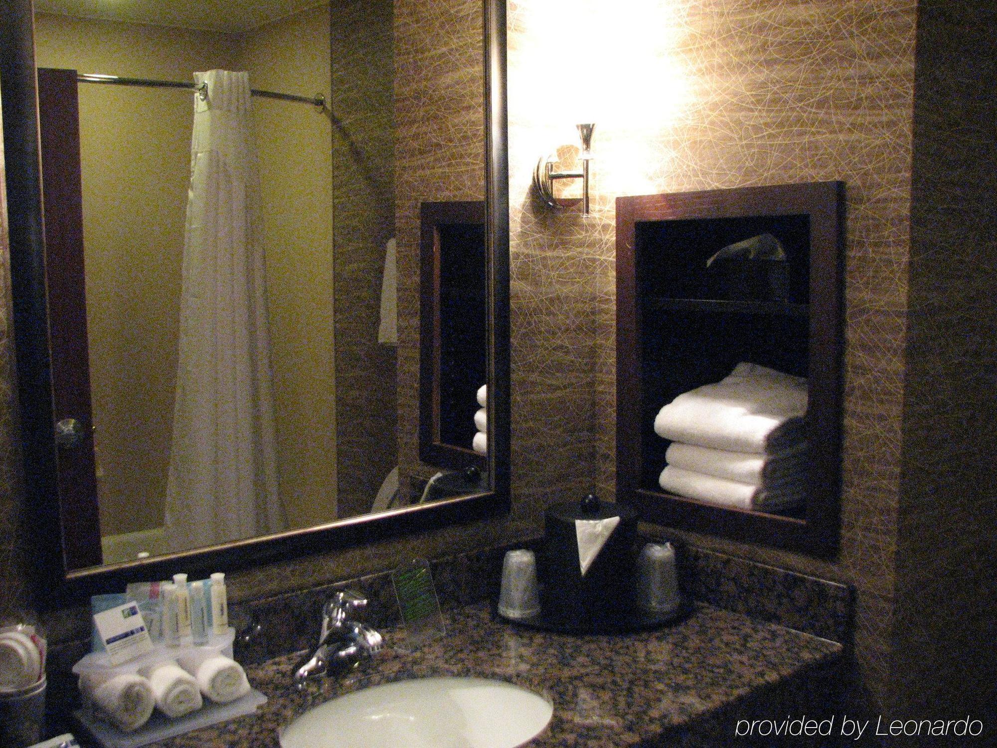 Holiday Inn Express Hotel And Suites Elk City By Ihg Habitación foto